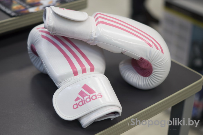 Женские боксерские перчатки Adidas