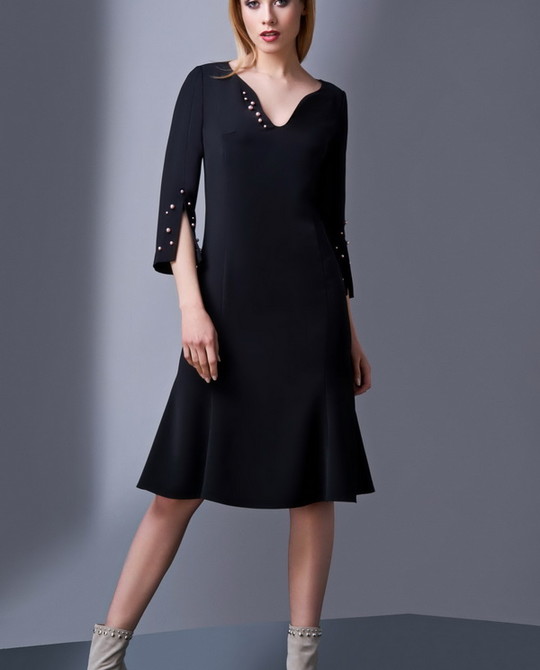 Черное платье с жемчугом Condra DeLuxe