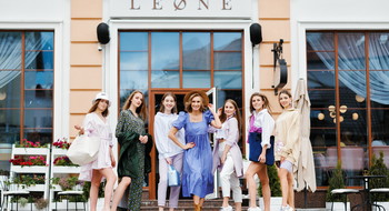 Лавандовое настроение: как прошел PRETAPORTAL Fashion Coffee в баре Leone