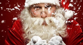 Дед Мороз стал бесплатно развозить белорусам технику с мандаринами