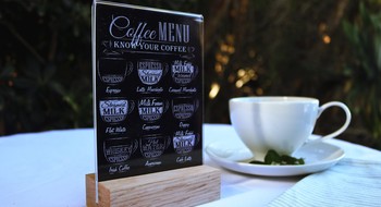 Детали, которые делают кафе: что стоит на столике и почему это важно