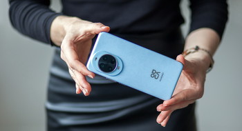 Обзор смартфона Huawei Nova 14 Pro: яркий дизайн и топовая камера